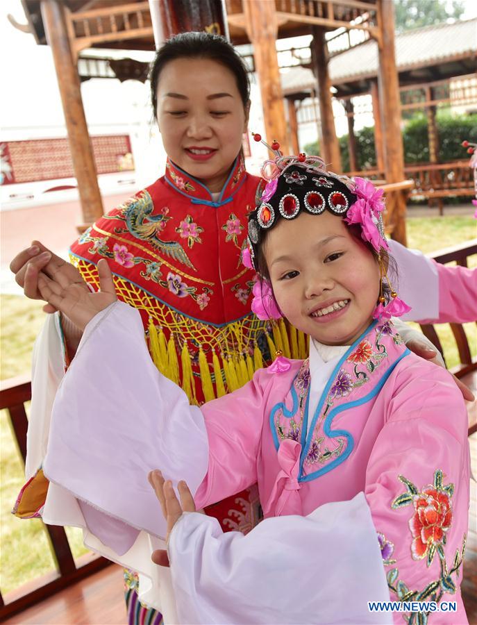 #CHINA-HUBEI-PRIMARY SCHOOL-OPERA EDUCATION (CN)