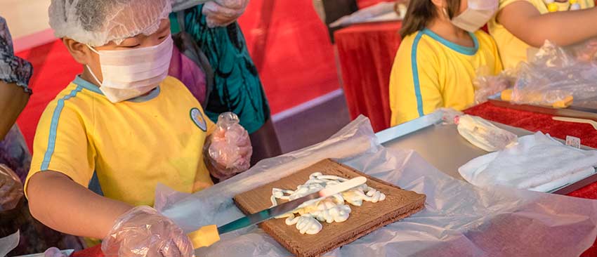 新華房產泛社區大型公益活動