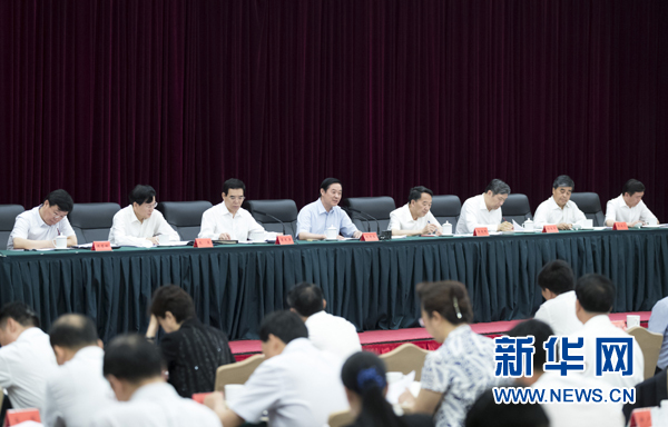 7月12日，中共中央政治局委員、中央書記處書記、中宣部部長劉奇葆在北京出席全國出版工作會議。 新華社記者 丁海濤 攝
