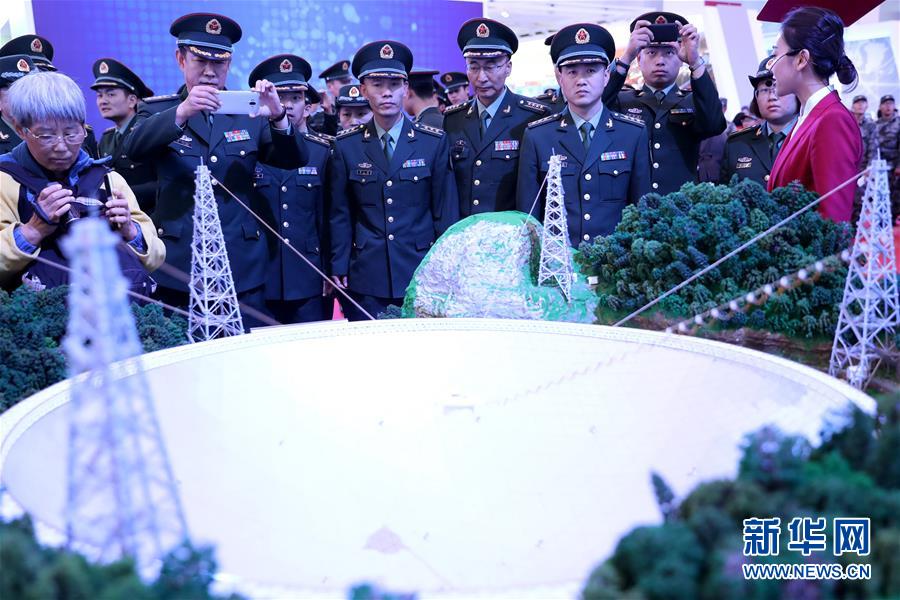 （十九大時(shí)光&middot;圖文互動(dòng)）（1）向著夢想，奮進(jìn)！&mdash;&mdash;來自&ldquo;砥礪奮進(jìn)的五年&rdquo;大型成就展現(xiàn)場的報(bào)道 