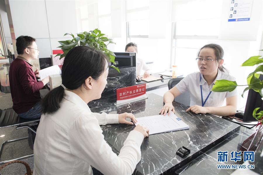 （圖文互動）（2）掃&ldquo;四風&rdquo;之弊　興清新之風&mdash;&mdash;武漢治理&ldquo;新衙門作風&rdquo;觀察