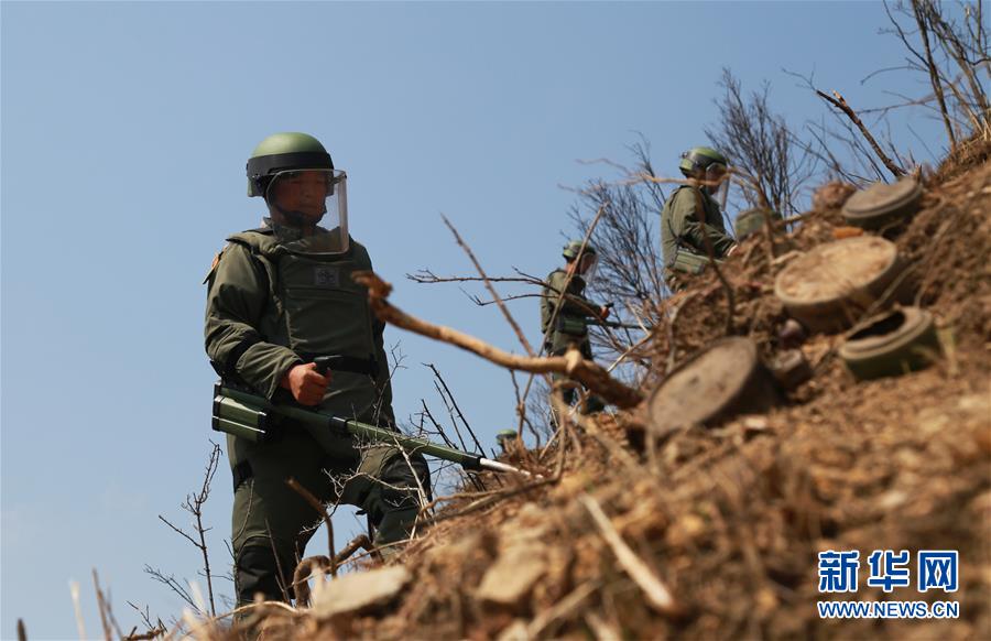 （圖文互動(dòng)）（2）和平年代，離死神最近的人——南部戰(zhàn)區(qū)陸軍云南掃雷大隊(duì)邊境掃雷排爆記事