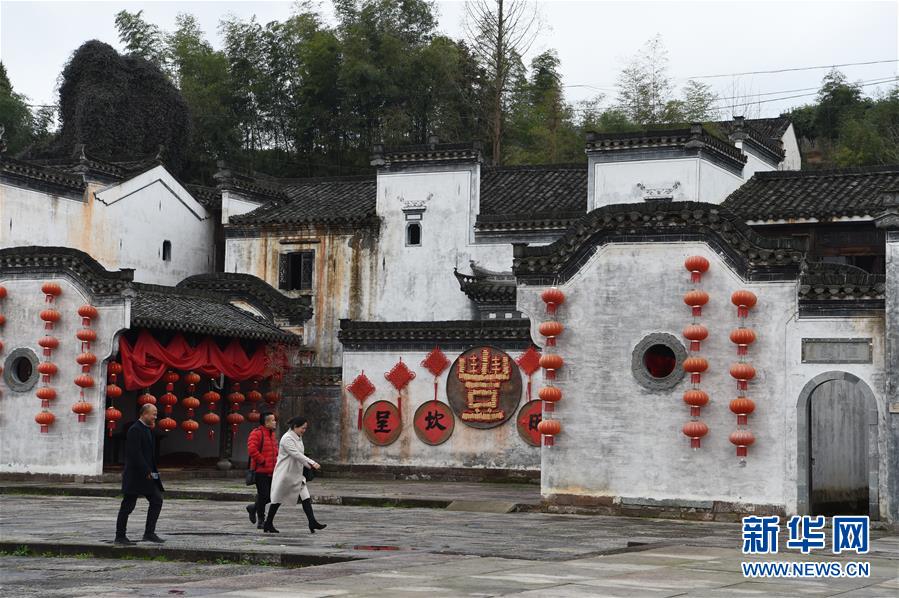 （在習近平新時代中國特色社會主義思想指引下&middot;將改革開放進行到底&middot;強國之基）（新華全媒頭條&middot;圖文互動）（5）奮斗不停步 改革再出發&mdash;&mdash;&ldquo;四個自信&rdquo;筑牢強國之基