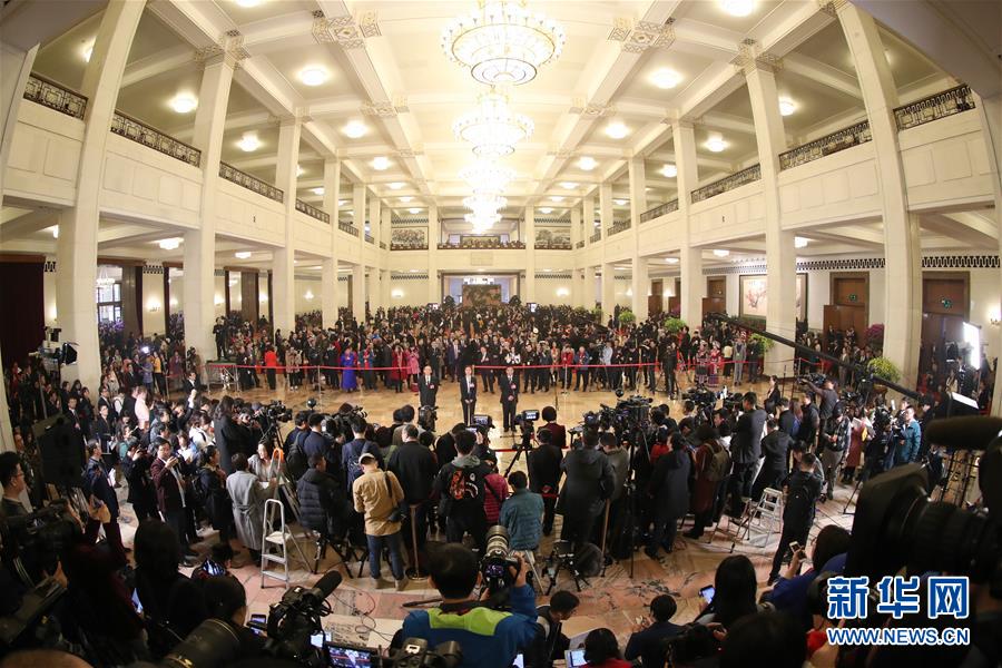 （新華全媒頭條&middot;兩會特別報道&middot;圖文互動）（1）中國發(fā)展的明天一定更美好&mdash;&mdash;從全國兩會看奮進中國的發(fā)展信心