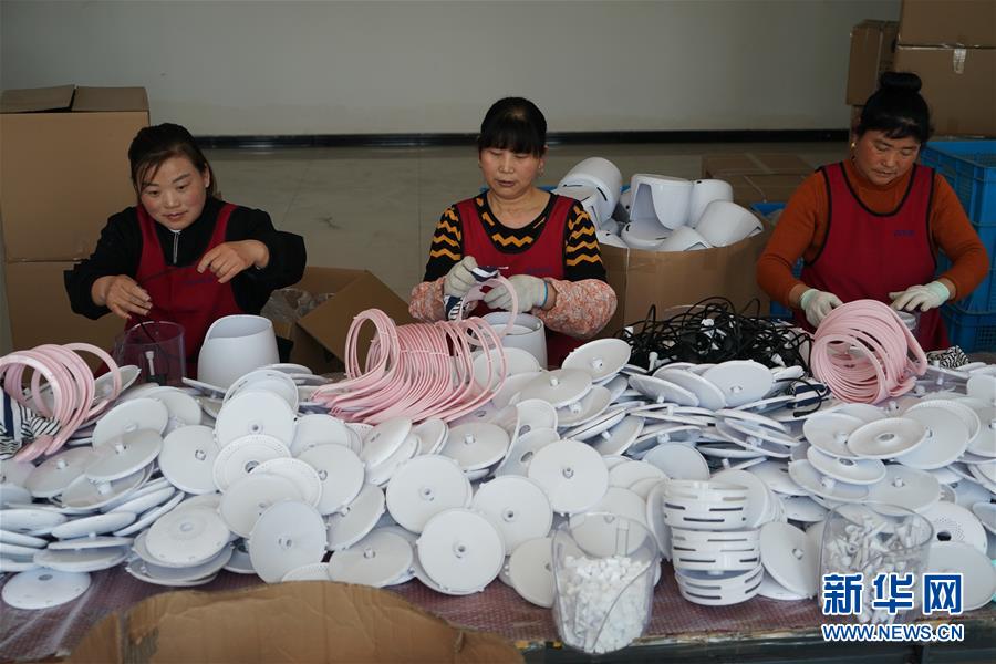 (壯麗70年·奮斗新時代·圖文互動)(13)江蘇耿車:從“廢塑加工場”到“創業夢工廠”