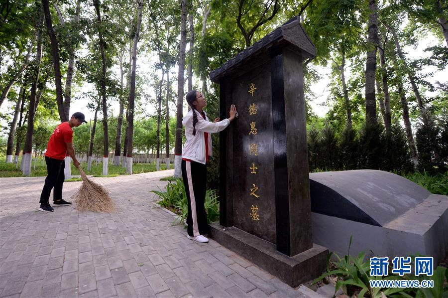 （新華全媒頭條&middot;愛國情 奮斗者&middot;圖文互動）（4）把論文寫在祖國的大地上&mdash;&mdash;中國農業大學46年扎根河北曲周服務鄉村振興紀實