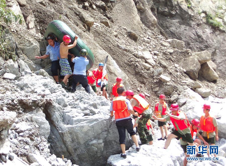 （時(shí)代先鋒&middot;圖文互動(dòng)）（2）為人民&ldquo;逆行&rdquo;的人&mdash;&mdash;追記退役軍人、青年禁毒民警韓順軍