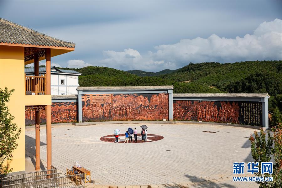 （新華全媒頭條&middot;壯麗70年&middot;奮斗新時代&mdash;&mdash;記者再走長征路&middot;圖文互動）（2）前進，向著光明的方向&mdash;&mdash;尋訪金沙江畔紅色印記