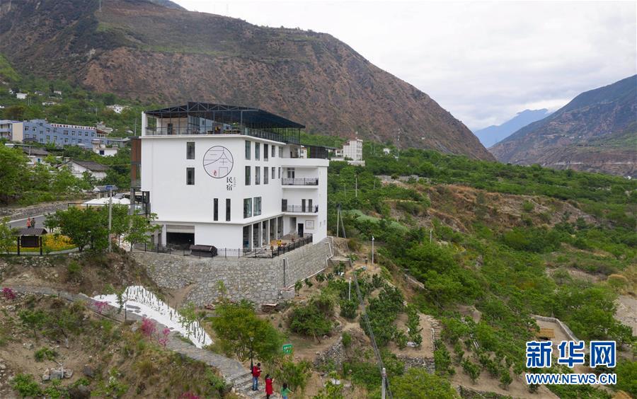 （新華全媒頭條&middot;壯麗70年&middot;奮斗新時(shí)代&mdash;&mdash;記者再走長征路&middot;圖文互動(dòng)）（2）紅色的山河 綠色的家園&mdash;&mdash;川滇紅軍長征沿線見聞