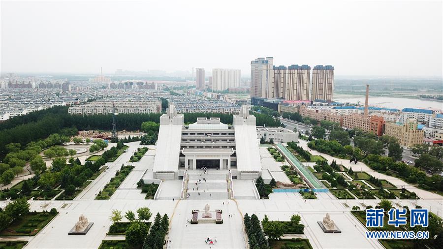 （圖文互動）（11）當好標桿旗幟 建設百年油田&mdash;&mdash;寫在大慶油田發現60周年之際