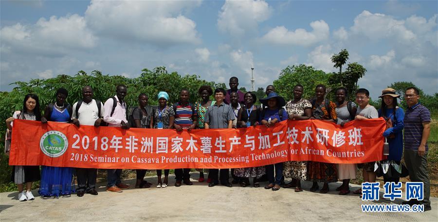 （在習(xí)近平新時(shí)代中國特色社會主義思想指引下——新時(shí)代新作為新篇章·總書記關(guān)切開放事·圖文互動(dòng)）（5）來中國“學(xué)種地”的“洋學(xué)生”