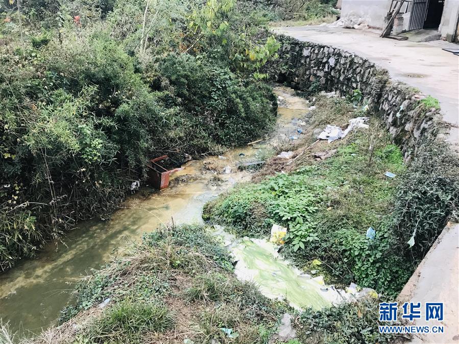 （新華調查&middot;國務院農村人居環境大檢查&middot;圖文互動）（3）農村生活污水何處去？&mdash;&mdash;農村污水治理&ldquo;梗阻&rdquo;現象調查