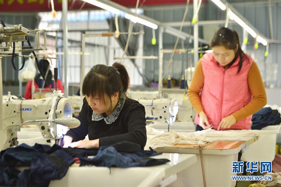 （圖文互動）（1）人回鄉、錢回流、企回遷&mdash;&mdash;一個大石山區貧困縣的返鄉創業故事 