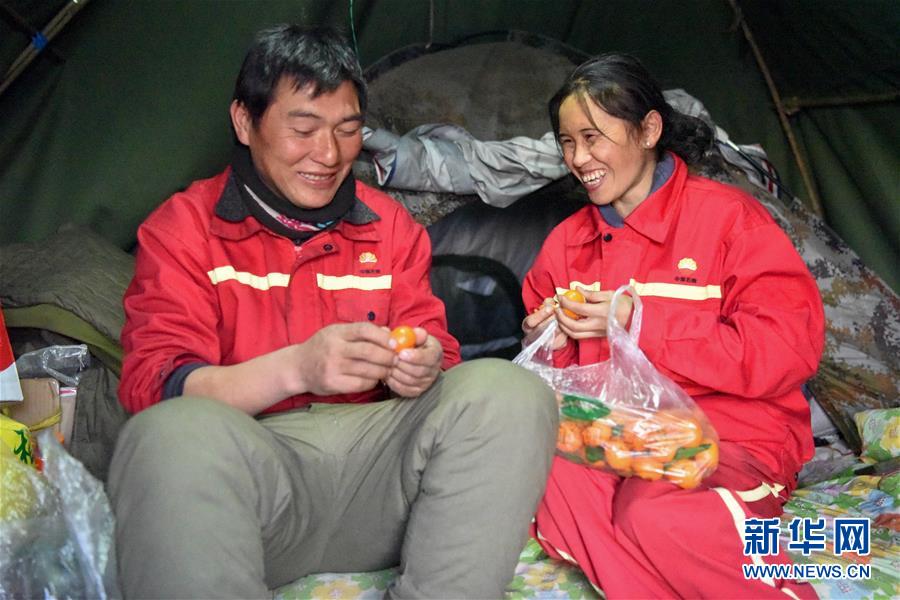 （新春走基層&middot;圖文互動）（7）寒冬里，&ldquo;沙漠玫瑰&rdquo;猶自綻放