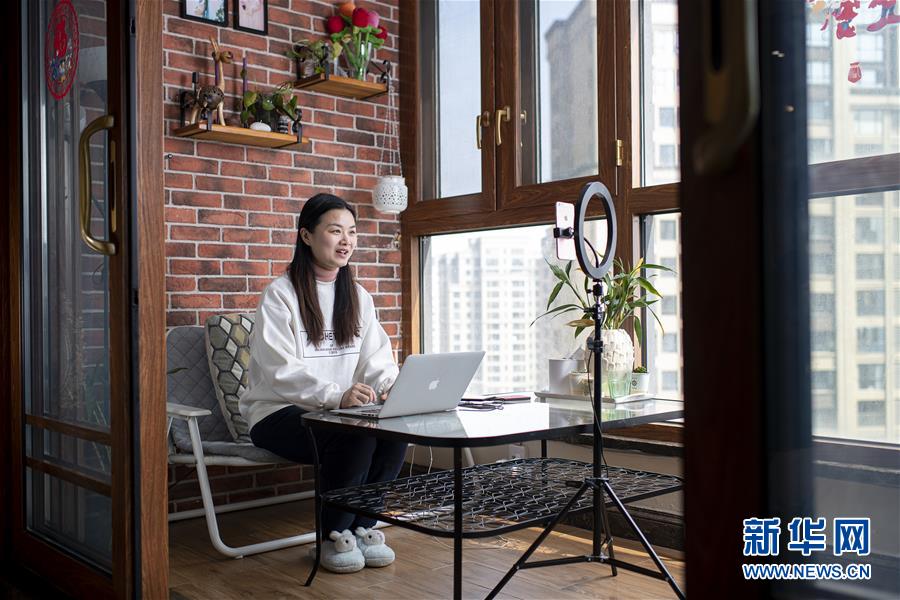 （在習(xí)近平新時(shí)代中國特色社會(huì)主義思想指引下&mdash;&mdash;新時(shí)代新作為新篇章&middot;習(xí)近平總書記關(guān)切事&middot;圖文互動(dòng)）（8）高擎利劍驅(qū)疫魔&mdash;&mdash;科研攻關(guān)助力湖北戰(zhàn)&ldquo;疫&rdquo;記