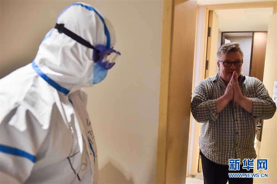 （聚焦疫情防控&middot;圖文互動）（1）&ldquo;感謝你們，讓我感到很踏實！&rdquo;&mdash;&mdash;北京入境人員轉運及隔離點見聞