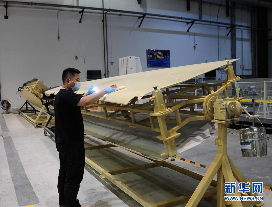 （在習近平新時代中國特色社會主義思想指引下&mdash;&mdash;新時代新作為新篇章&middot;習近平總書記關切事&middot;圖文互動）（2）按下復工復產&ldquo;快進鍵&rdquo;