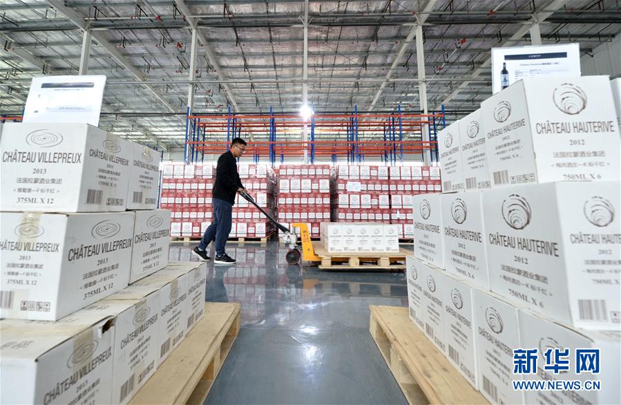 （新華全媒頭條&middot;兩會精神看落實&middot;圖文互動）（3）培育新機 開辟新局&mdash;&mdash;落實全國兩會精神激發經濟發展新動能述評