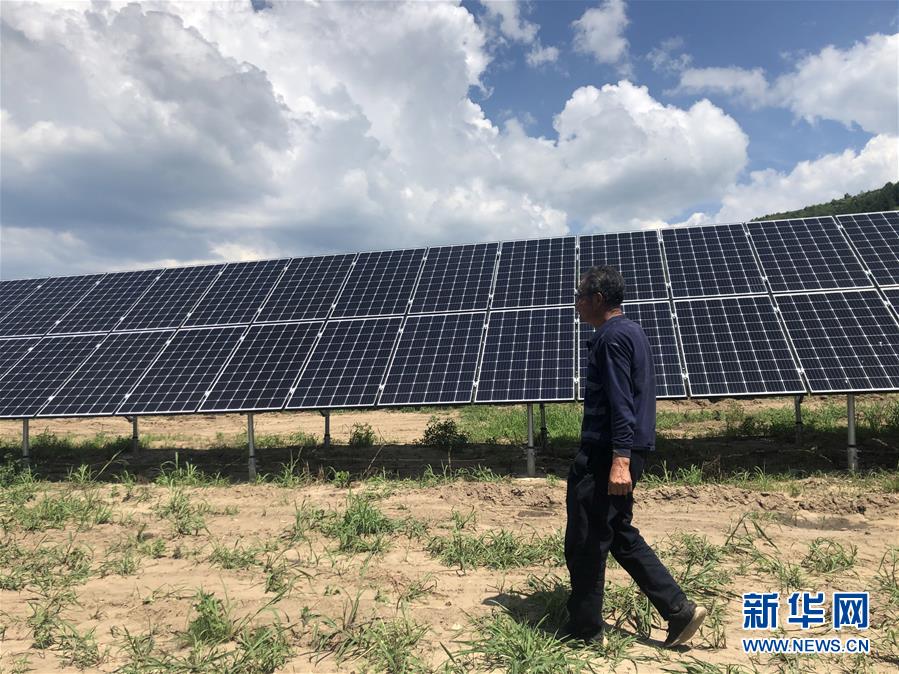 （決戰決勝脫貧攻堅&middot;圖文互動）（2）石頭縫里&ldquo;種太陽&rdquo;