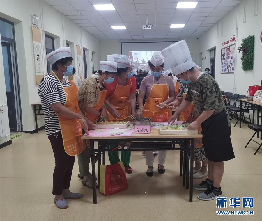 （走向我們的小康生活&middot;圖文互動）（4）從&ldquo;老三送&rdquo;到&ldquo;新三送&rdquo;&mdash;&mdash;天津呵護&ldquo;最美夕陽紅&rdquo;