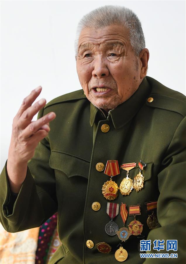 （紀(jì)念抗美援朝70周年·圖文互動(dòng)）為將軍守陵，此生不改——記守護(hù)楊靖宇烈士陵園的老兵徐振明