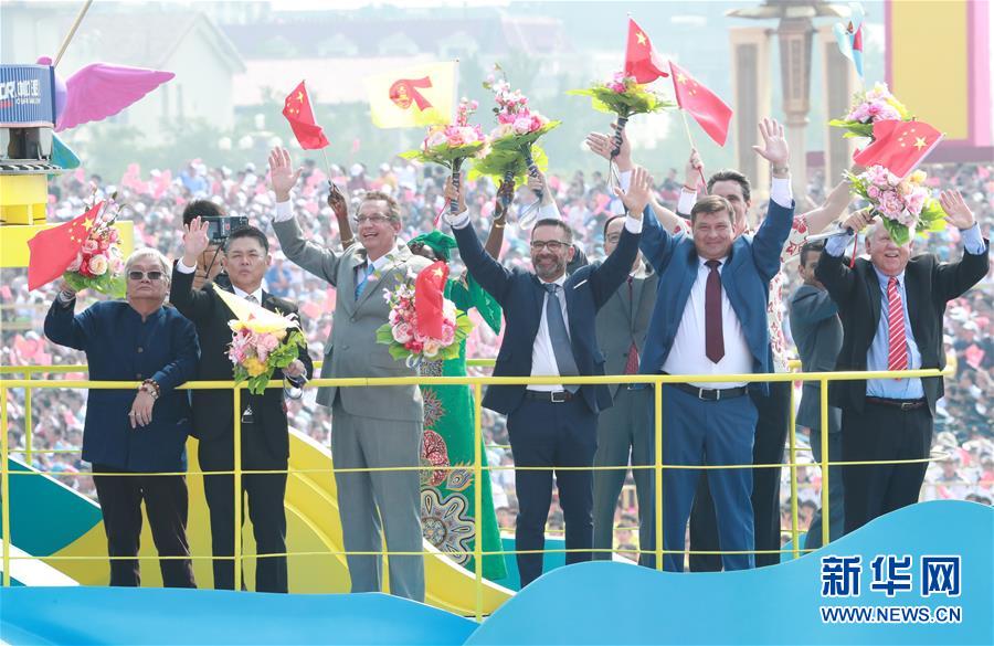 （國慶70周年&middot;慶祝大會）慶祝中華人民共和國成立70周年大會在京隆重舉行