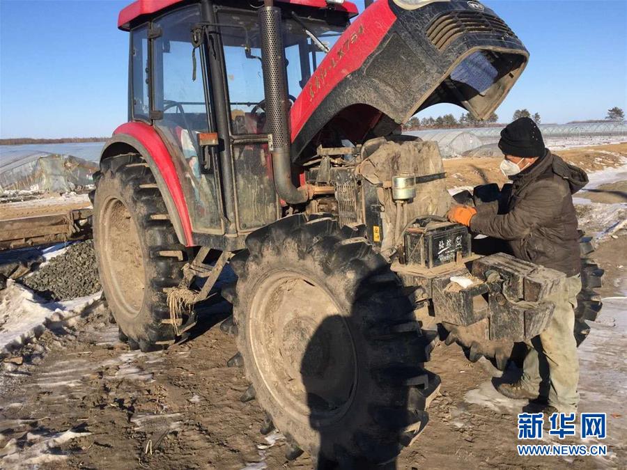 （在習近平新時代中國特色社會主義思想指引下&mdash;&mdash;新時代新作為新篇章&middot;習近平總書記關切事&middot;圖文互動）（7）為農田注入硬核生產力&mdash;&mdash;一些地方春耕中農業科技創新掃描