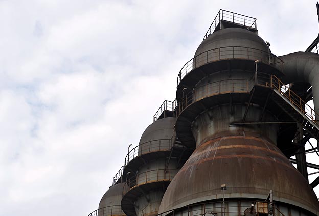 堅持以環(huán)保為前提，做到不環(huán)保不生產(chǎn)。