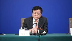 全國政協(xié)常委、全國工商聯(lián)副主席、正泰集團(tuán)董事長 南存輝