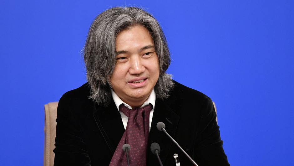 全國政協常委、文化文史和學習委員會委員，中國美術館館長，中國美術家協會副主席 吳為山