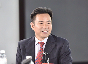 訪(fǎng)談進(jìn)行中