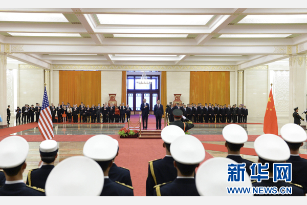 11月12日，國家主席習近平在北京人民大會堂舉行歡迎儀式，歡迎美國總統奧巴馬對中國進行國事訪問。 新華社記者 馬占成 攝