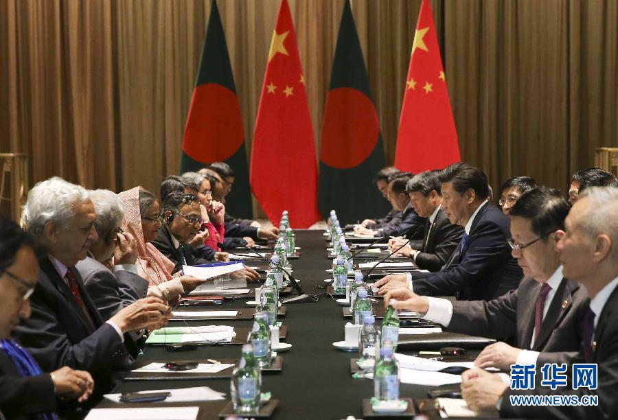 9月26日，國家主席習近平在紐約會見孟加拉國總理哈西娜。新華社記者蘭紅光攝 