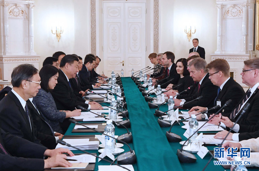 4月5日，國家主席習近平在赫爾辛基同芬蘭總統尼尼斯托舉行會談。 新華社記者 饒愛民 攝