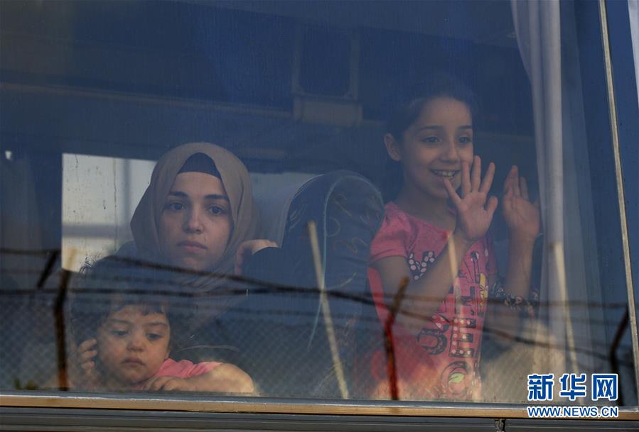 （國際）（2）數百難民從黎巴嫩返回敘利亞