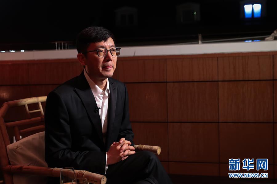 （國際·圖文互動）（1）專訪：中國電影需要在傳統(tǒng)文化基礎(chǔ)上借鑒創(chuàng)新——訪《南方車站的聚會》導演刁亦男