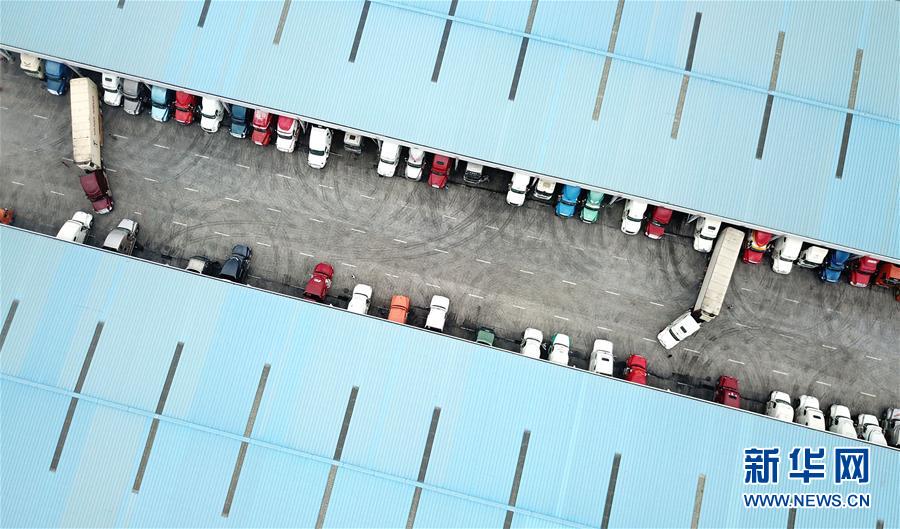 (新華全媒頭條·圖文互動)(2)東盟成為中國第二大貿(mào)易伙伴釋放哪些信號?