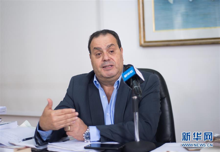 （圖文互動(dòng)）專(zhuān)訪：從中文到阿文　做沒(méi)有&ldquo;語(yǔ)言中間商&rdquo;的圖書(shū)&mdash;&mdash;訪埃及國(guó)家翻譯中心主任安瓦爾&middot;穆吉斯