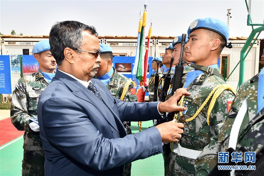 (國際·圖文互動)(1)中國413名維和官兵被聯合國授予“和平榮譽勛章”