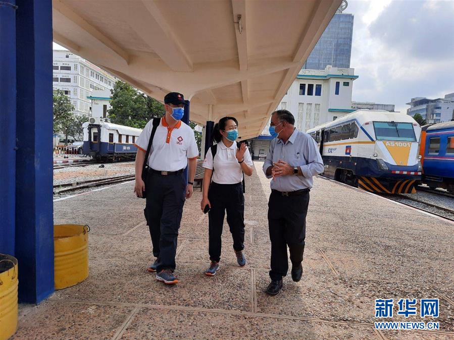 （國(guó)際疫情&middot;圖文互動(dòng)）（8）&ldquo;工作忙碌又細(xì)致，經(jīng)驗(yàn)豐富又專(zhuān)業(yè)&rdquo;&mdash;&mdash;一名柬埔寨青年眼中的中國(guó)援柬抗疫醫(yī)療專(zhuān)家組