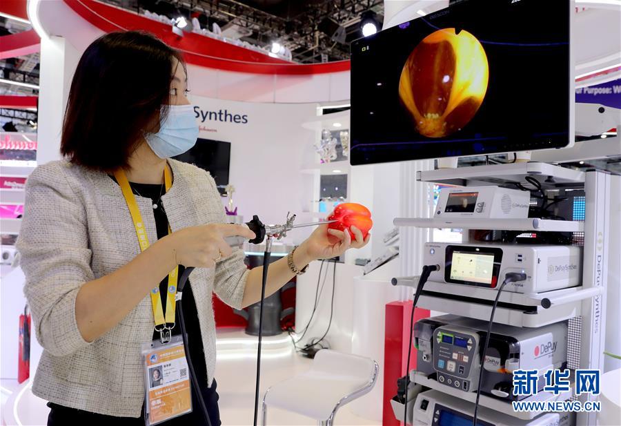 （第三屆進博會&middot;圖文互動）（5）新疫苗、新療法，進博會最&ldquo;火爆&rdquo;展區見聞